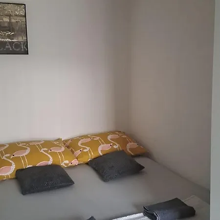 Boris - One Bedroom Classic Apartman Gornji Karin