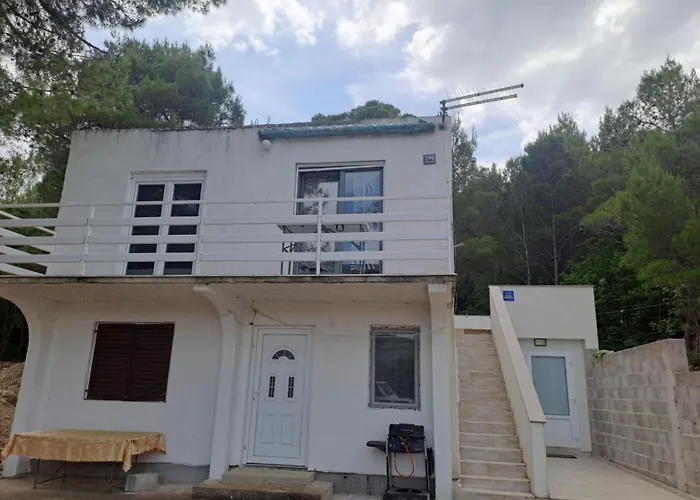 Boris - One Bedroom Classic